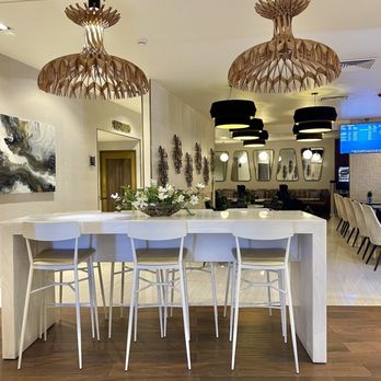 Mera Business Lounge - Airport Lounges Near Me - Cancún, ROO Mera Business Lounge - Airport Lounges Near Me - Cancún, ROO