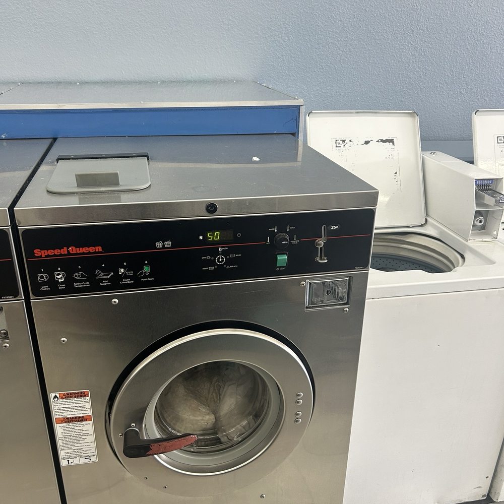 The Laundry Wheel - Definitively not impressed with attentiveness to provided quality and guarantee service. - Laundromat Near Me - Phoenix, Arizona