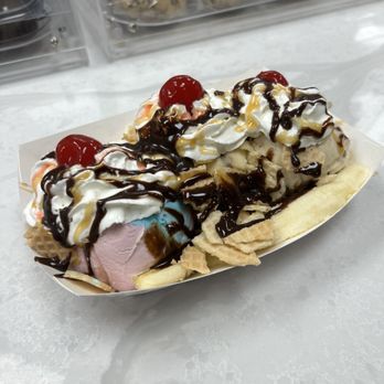 The Dip - Best Banana Split Ever! - Coffee & Tea Near Me - Ashland City, Tennessee The Dip - Best Banana Split Ever! - Coffee & Tea Near Me - Ashland City, Tennessee