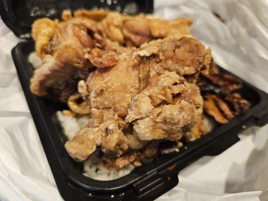 Hina’s Island Grindz and Catering LLC by null