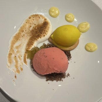 Sunset Monalisa - Seventh Course (Dessert): Limoncello with toasted Marshmallow cream and lemon sorbet - Mediterranean Near Me - Cabo San Lucas, BCS Sunset Monalisa - Seventh Course (Dessert): Limoncello with toasted Marshmallow cream and lemon sorbet - Mediterranean Near Me - Cabo San Lucas, BCS