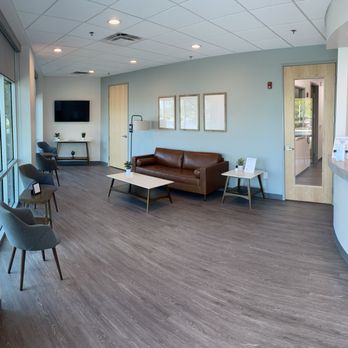 White River Endodontics - Waiting Area - Endodontists Near Me - Noblesville, Indiana White River Endodontics - Waiting Area - Endodontists Near Me - Noblesville, Indiana