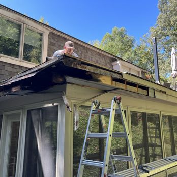 SunLife Sunrooms Spas & More - More pictures of rot caused by Sunlife Sunrooms installed 2018 cost $14,000+ to repair. - Windows Installation Near Me - Hickory, North Carolina