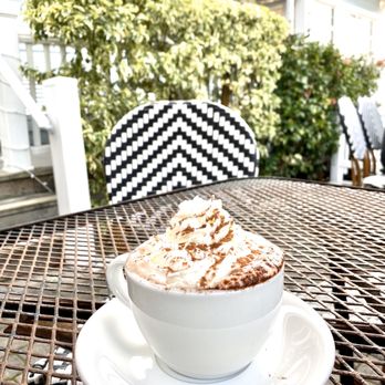 Gum Tree Cafe - Hot cocoa - Australian Near Me - Hermosa Beach, California Gum Tree Cafe - Hot cocoa - Australian Near Me - Hermosa Beach, California