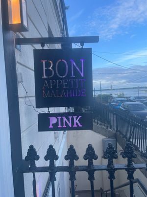 Bon Appetit by null