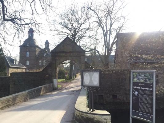 Schlosshotel Hugenpoet by null