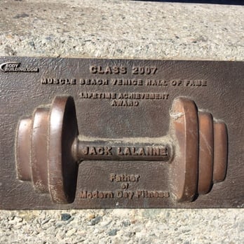 Muscle Beach Gym - Jack Lalanne Hall of Fame - Gyms Near Me - Los Angeles, California Muscle Beach Gym - Jack Lalanne Hall of Fame - Gyms Near Me - Los Angeles, California