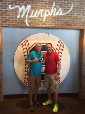 MURPH'S by null