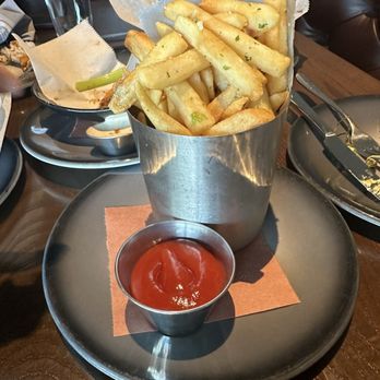 NapaSport Steak House - Garlic fries - New American Near Me - Napa, California NapaSport Steak House - Garlic fries - New American Near Me - Napa, California
