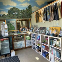 4-H Tidelands Nature Center - Tidelands Nature Center gift shop