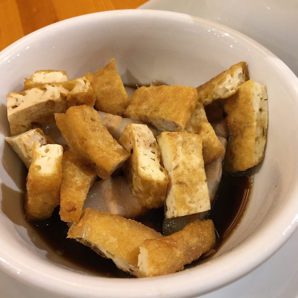 Pinoy Pansitan - Tokwa't baboy (pork and tofu) - Filipino Near Me - Montreal, Quebec Pinoy Pansitan - Tokwa't baboy (pork and tofu) - Filipino Near Me - Montreal, Quebec