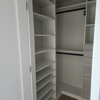 California Closets - Pasadena - My side view - Interior Design Near Me - Pasadena, California