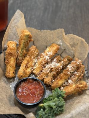 Geneva's Famous Chicken and Cornbread Co. by null