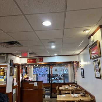 Winsor Dim Sum Café - Interior of restaurant - Dim Sum Near Me - Boston, Massachusetts Winsor Dim Sum Café - Interior of restaurant - Dim Sum Near Me - Boston, Massachusetts