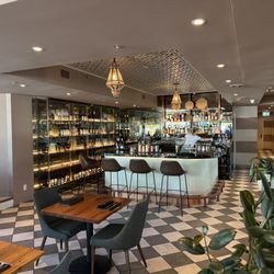 Yasma - Interior.