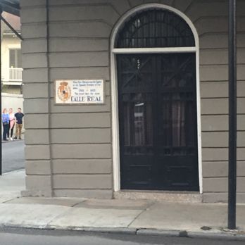 The Voodoo Bone Lady Tours - Tours Near Me - New Orleans, Louisiana