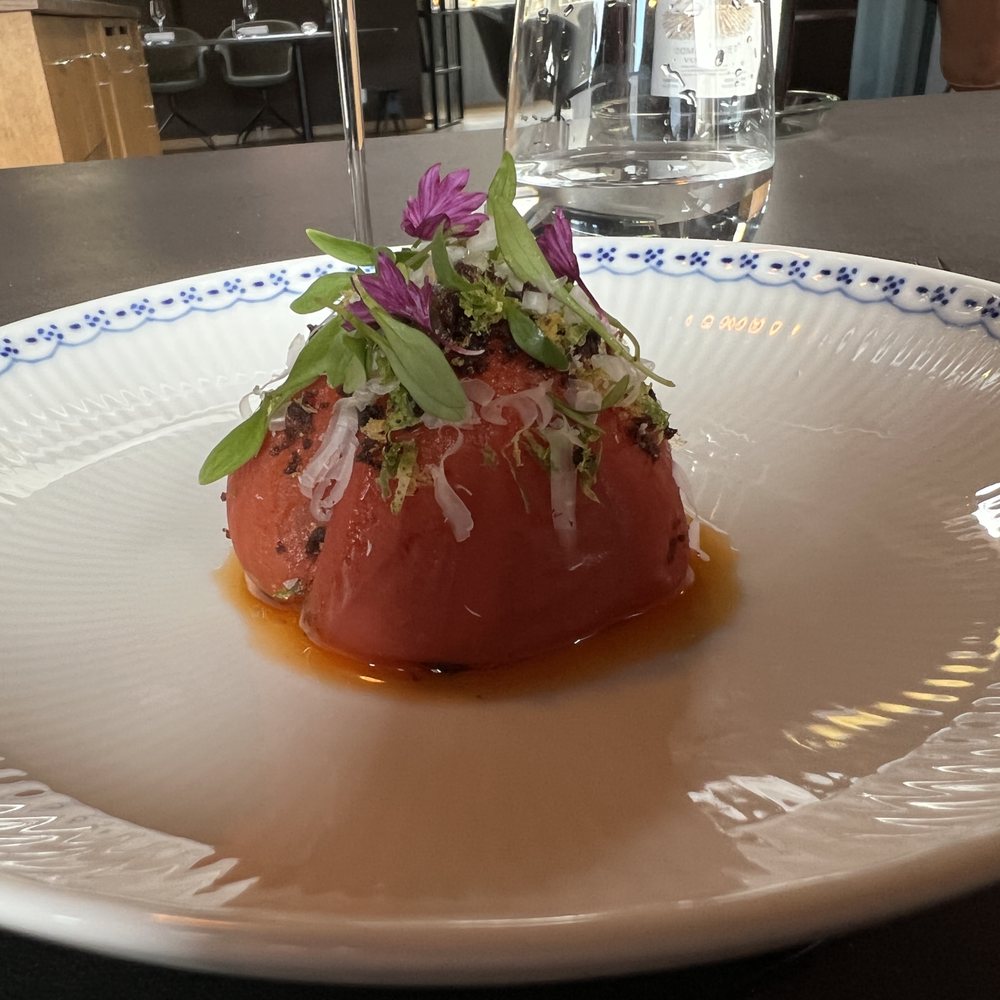 Aloë - Course 5: Tomato tartare with wagyu beef tartare, aubergine and olive. Very good. - Scandinavian Near Me - Stockholm, Alberta