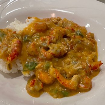 West 82 Bar And Grill - Crawfish etouffe was really good. Not a deep flavor but really good. - Seafood Near Me - Crystal River, Florida West 82 Bar And Grill - Crawfish etouffe was really good. Not a deep flavor but really good. - Seafood Near Me - Crystal River, Florida