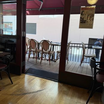 Café Campagne - Inside - French Near Me - Seattle, Washington