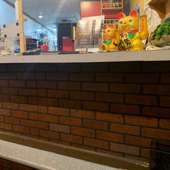 Saigon 1 - Front counter - Vietnamese Near Me - Virginia Beach, Virginia