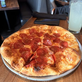 Yard House - New American Near Me - Denver, Colorado