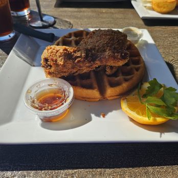Georgia's Restaurant - Chicken and Waffles - Soul Food Near Me - Long Beach, California