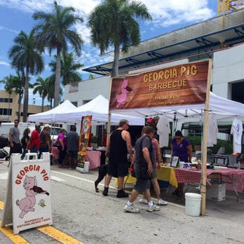 Esplanade Park - 2016 Smoke on the Water BBQ Fest - Parks Near Me - Fort Lauderdale, Florida