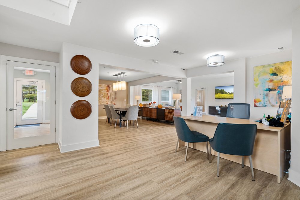 HAWTHORNE AT OAK RIDGE 69 Photos 5855 Old Oak Ridge Rd, Greensboro