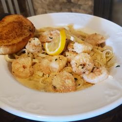 Five Nine Grill & Tavern - Garlic Shrimp Scampi