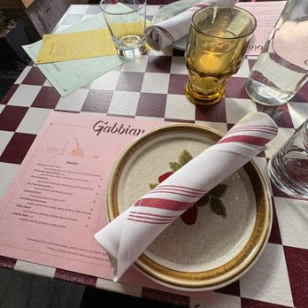 Gabbiano's - Italian Near Me - Portland, Oregon Gabbiano's - Italian Near Me - Portland, Oregon