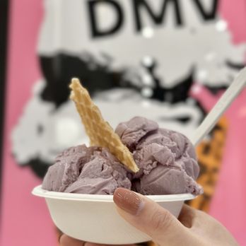 Jeni's Splendid Ice Creams - Single - Wildberry Lavender - Ice Cream & Frozen Yogurt Near Me - McLean, Virginia Jeni's Splendid Ice Creams - Single - Wildberry Lavender - Ice Cream & Frozen Yogurt Near Me - McLean, Virginia