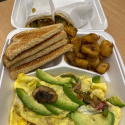 Cafe America - Egg omelette with avocado and potatoes