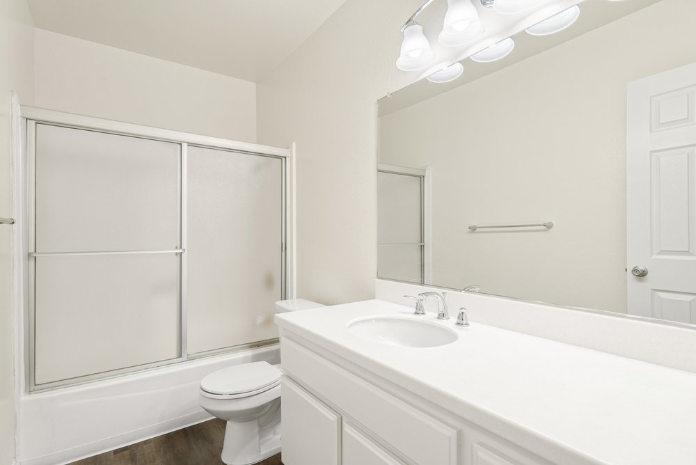 BUNKER HILL APARTMENTS 18 Reviews 990 Central Ave, Riverside