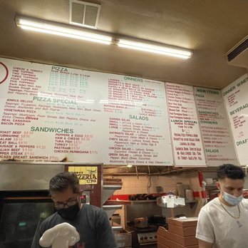 Jerry's Pizza - Counter - Pizza Near Me - Canoga Park, California