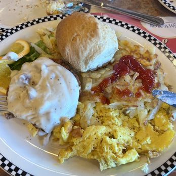 Black Bear Diner Downey - Chicken Fried Steak (560 cals.) delicious they have 2 sizes - Diners Near Me - Downey, California Black Bear Diner Downey - Chicken Fried Steak (560 cals.) delicious they have 2 sizes - Diners Near Me - Downey, California