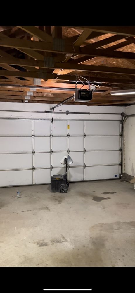 Slide of Victor's Handyman and Remodeling Services