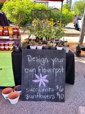 YLNI Farmers Market by null
