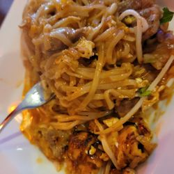Aiyara Thai & Sushi