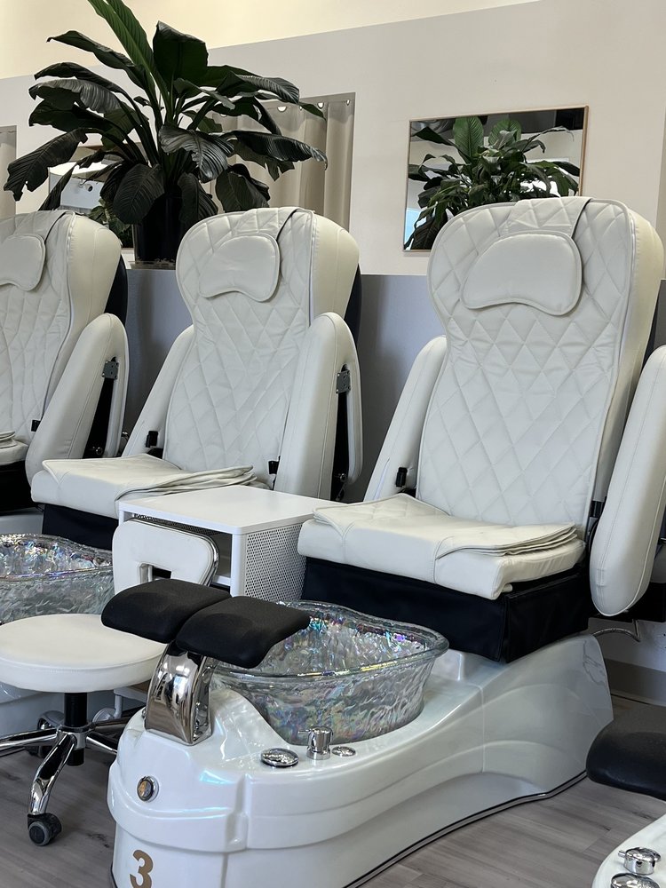 FELANGI SALON 33 Photos 1197 W Main St, Boise, Idaho Nail Salons