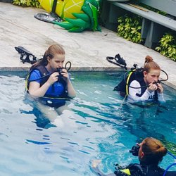 ScubaDivChik - First time with scuba gear.