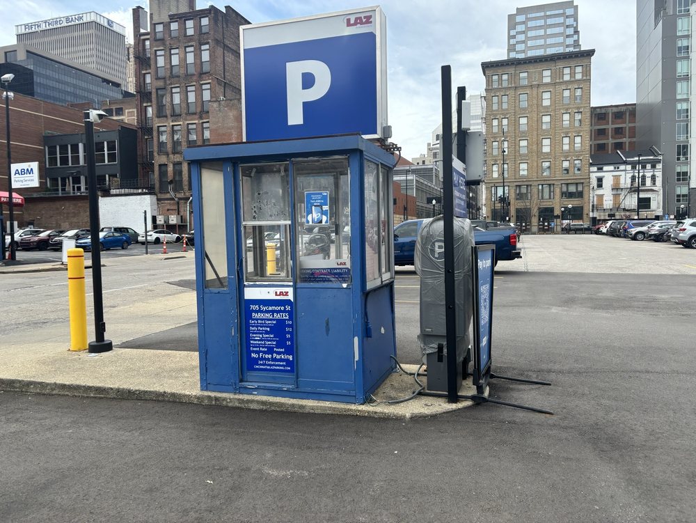 LAZ PARKING Updated August 2025 10 Reviews 228 W 8th St