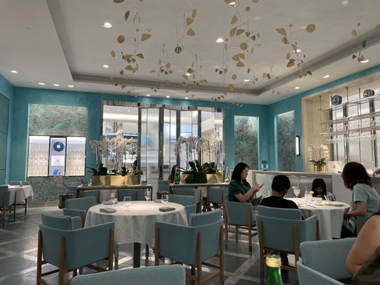 Petrossian at Tiffany by null