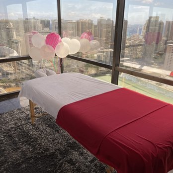 Pin Thai Massage - Massage room - Massage Therapy Near Me - Honolulu, Hawaii Pin Thai Massage - Massage room - Massage Therapy Near Me - Honolulu, Hawaii