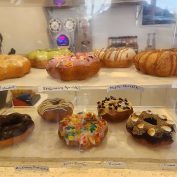 Tea Method - Mochi donut lineup - Coffee & Tea Near Me - Simsbury, Connecticut Tea Method - Mochi donut lineup - Coffee & Tea Near Me - Simsbury, Connecticut