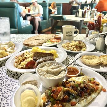 Avalon Diner- Stafford - super 6 omelet, big breakfast, breakfast quesadilla, biscuits with gravy, oatmeal - Diners Near Me - Stafford, Texas Avalon Diner- Stafford - super 6 omelet, big breakfast, breakfast quesadilla, biscuits with gravy, oatmeal - Diners Near Me - Stafford, Texas
