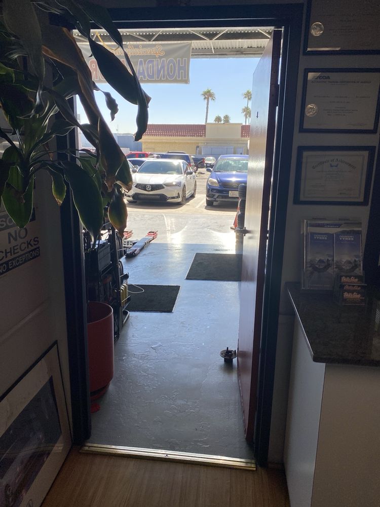 DAN’S AUTO REPAIR SHOP Updated October 2024 59 Photos & 119 Reviews