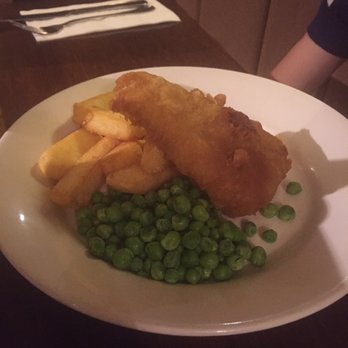 Fire Crest - Battered cod, chips and peas (children's menu) - Pubs Near Me - Aylesbury, BKM Fire Crest - Battered cod, chips and peas (children's menu) - Pubs Near Me - Aylesbury, BKM