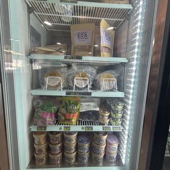 Local Harvest Market - Grocery Near Me - Lahaina, Hawaii