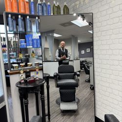 Woodys Barbershop