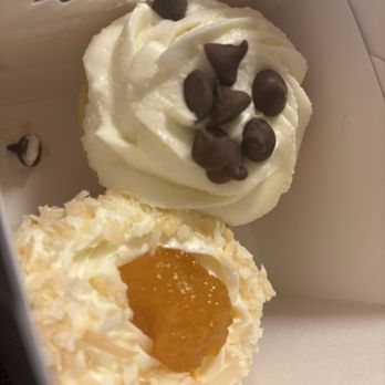 Sweet Maria's - Cannoli and Mango Coconut - Bakeries Near Me - Waterbury, Connecticut Sweet Maria's - Cannoli and Mango Coconut - Bakeries Near Me - Waterbury, Connecticut